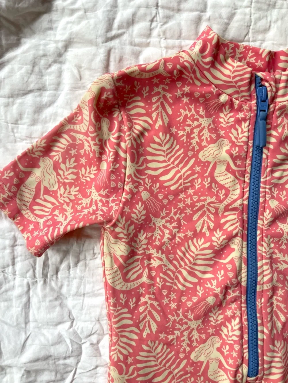 Mini Boden Rashguard Swimsuit, size 9-10 - Picture 3 of 4